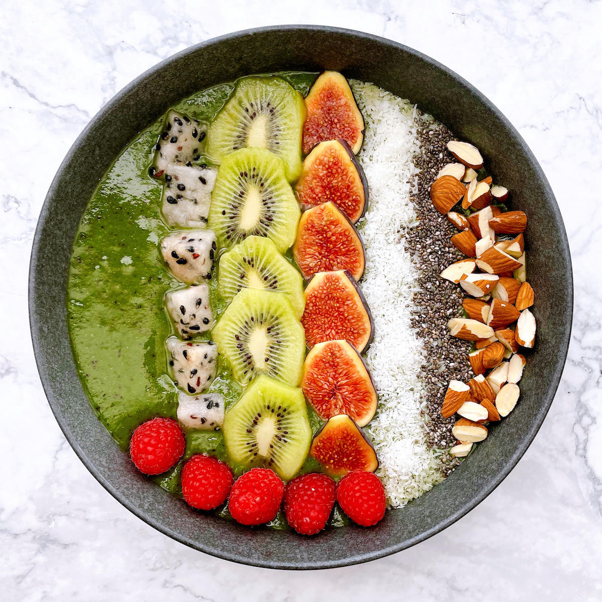 green machine tropical smoothie bowl