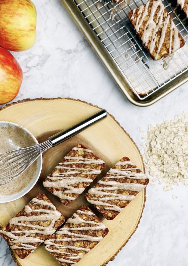 Apple Pie Oatmeal Bars with Cinnamon Icing